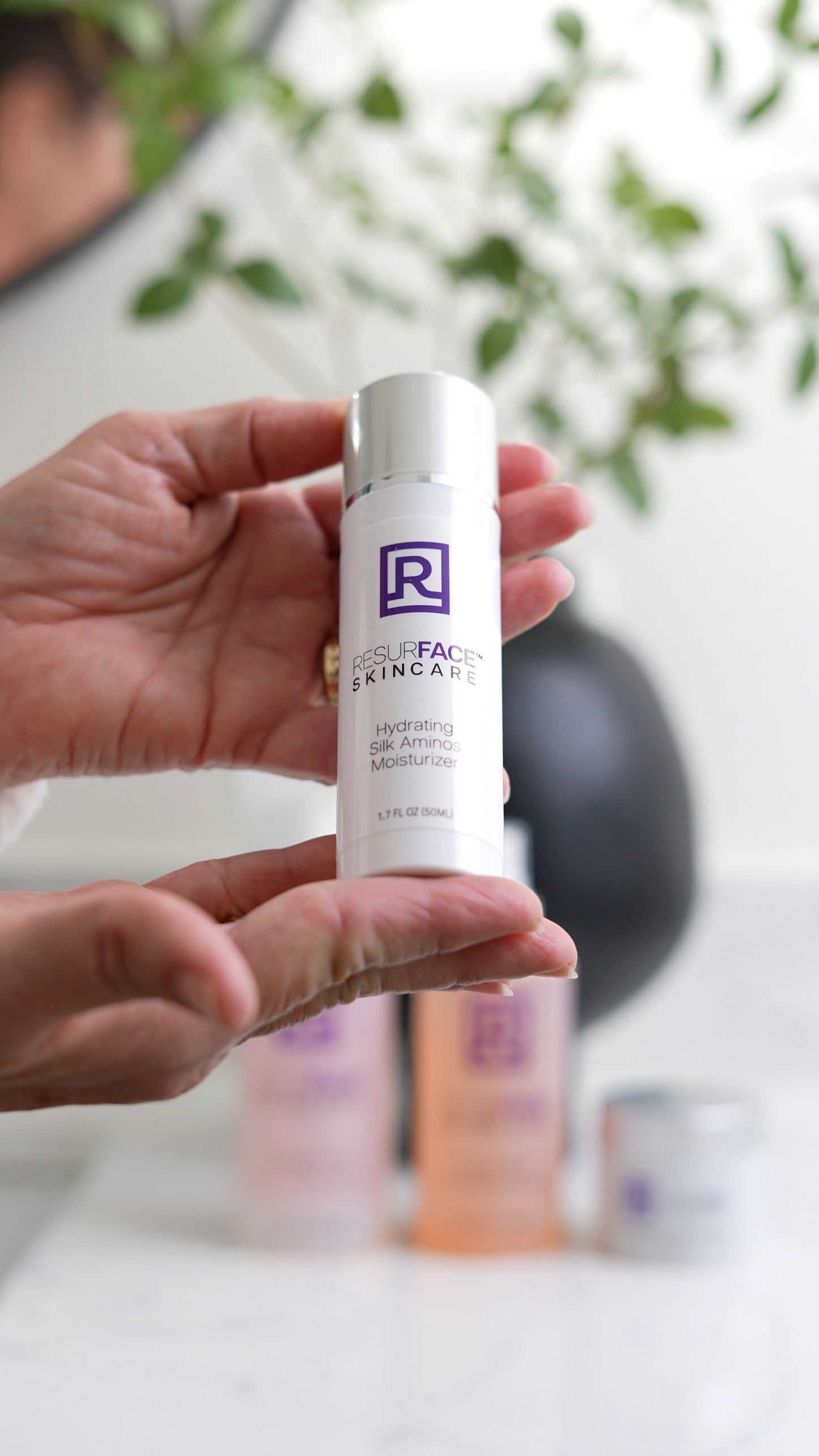 Hydrating Silk Aminos Moisturizer